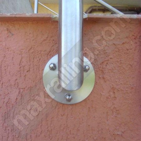 Иноксови парапети